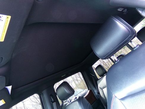 Used 2023 Ford F150 Lariat w/ Equipment Group 502A High image 19