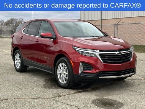 Certified 2024 Chevrolet Equinox LT w/ LPO, Floor Liner Package image 8