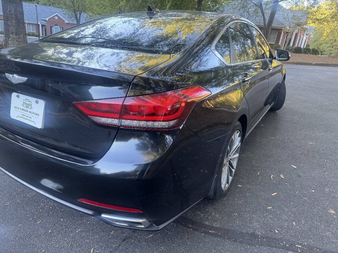 Used 2015 Hyundai Genesis 3.8 RWD image 6