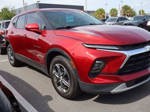 Used 2024 Chevrolet Blazer LT AWD/4WD image 1
