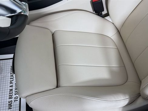 Used 2025 Mercedes-Benz CLA 250 4MATIC image 18
