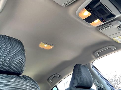 Certified 2024 Subaru Crosstrek 2.0i Premium image 12