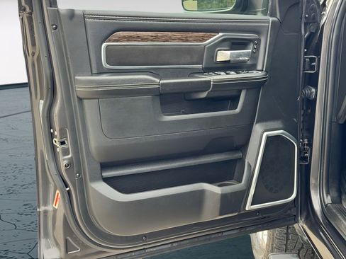 Used 2020 RAM 2500 Laramie AWD/4WD image 14