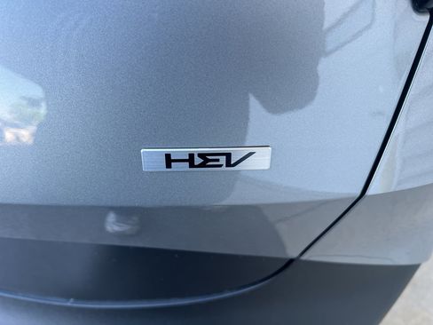 New 2025 Kia Sportage LX image 8