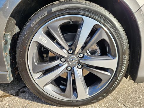 Certified 2025 Acura TLX w/ Technology Package image 21