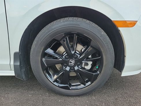 Used 2023 Honda Odyssey Sport image 5