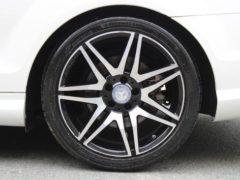 Used 2015 Mercedes-Benz C 250 Coupe w/ Sport Package image 31