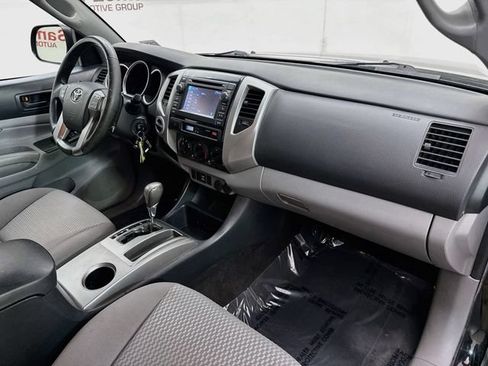 Used 2013 Toyota Tacoma 4x4 Double Cab w/ SR5 Pkg image 26