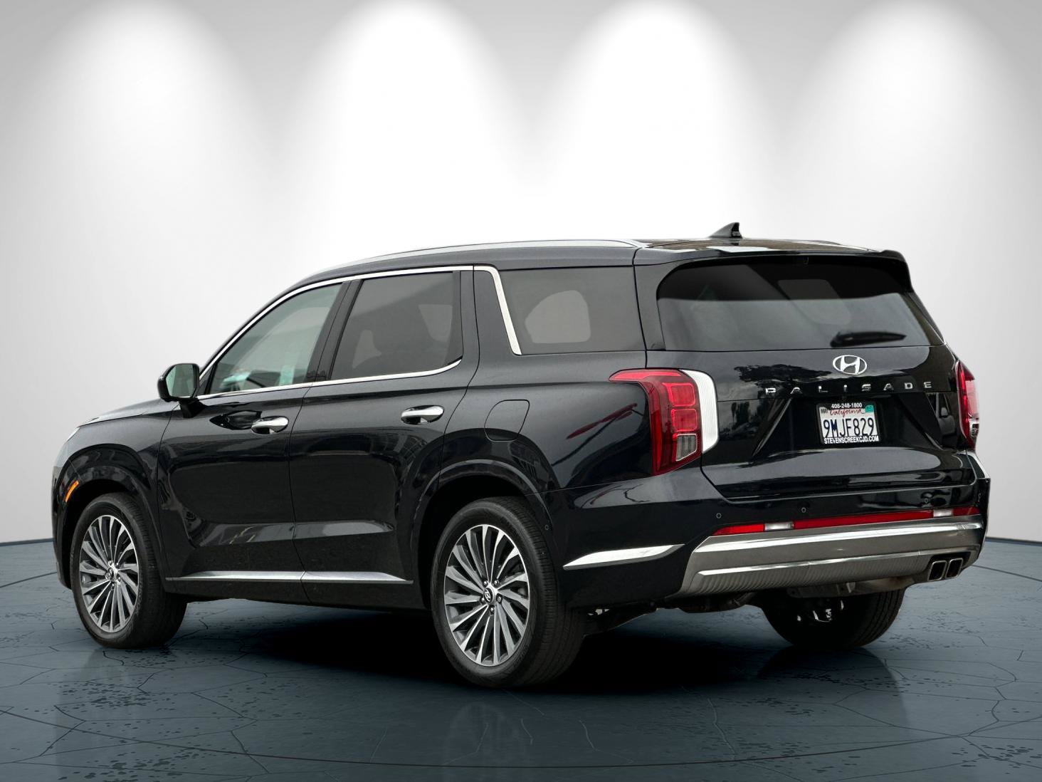 Used 2024 Hyundai Palisade Calligraphy FWD image 6