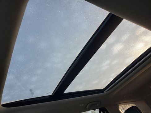 Used 2023 Honda Pilot Elite image 33