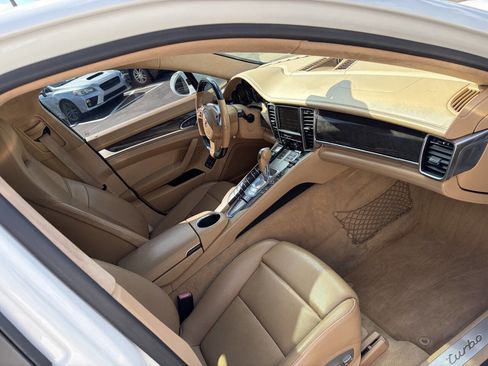 Used 2013 Porsche Panamera w/ Sport Chrono Pkg image 21