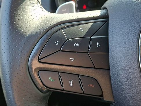 Used 2019 Dodge Durango R/T w/ Technology Group AWD/4WD image 25