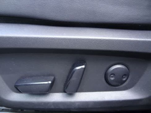 Used 2024 Mitsubishi Outlander SE AWD/4WD image 7