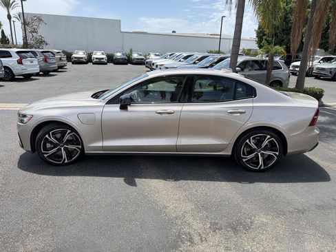 Certified 2023 Volvo S60 T8 Plus w/ Climate Package AWD/4WD image 8