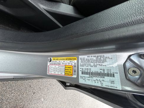 Used 2020 Ford Fusion SE image 38