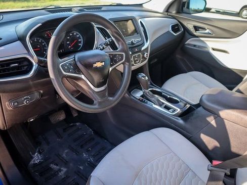Used 2019 Chevrolet Equinox LS image 8