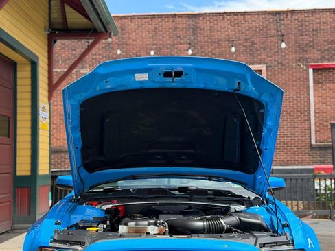 Used 2013 Ford Mustang GT Premium RWD image 30