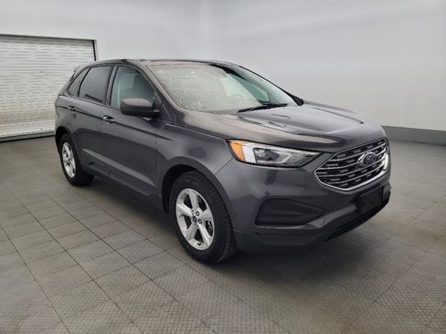 Used 2020 Ford Edge SE image 13