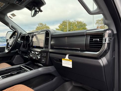 New 2026 Ford F250 Lariat w/ Black Appearance Package image 85