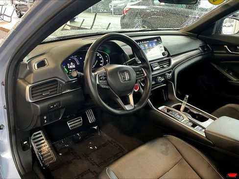 Used 2022 Honda Accord Sport image 13