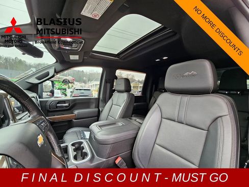 Used 2020 Chevrolet Silverado 2500 High Country w/ Z71 Off-Road Package image 9