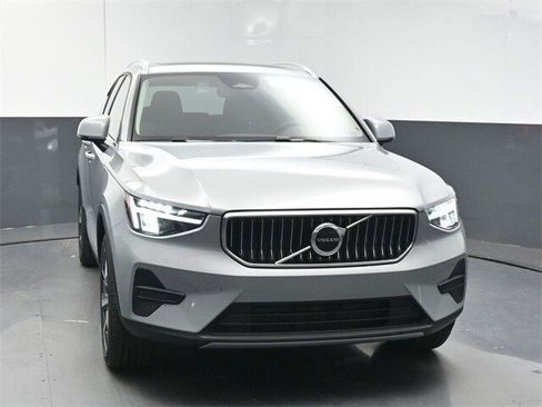 New 2025 Volvo XC40 B5 Core w/ Protection Package Premier image 2