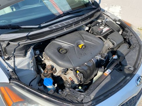 Used 2015 Kia Forte LX FWD image 31