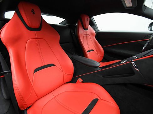 Used 2022 Ferrari Roma Nero Daytona Metallic image 16