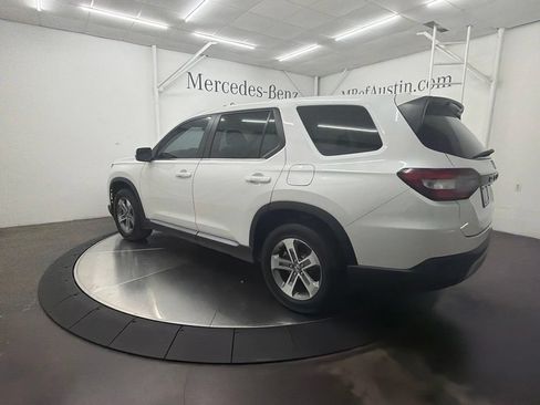 Used 2024 Honda Pilot EX-L image 5