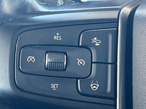 Used 2024 GMC Yukon Denali Ultimate AWD/4WD image 9