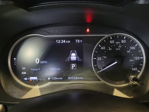Used 2021 Nissan Versa SV FWD image 23