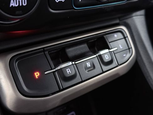 Used 2022 GMC Acadia Denali w/ Denali Ultimate Package FWD image 56
