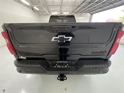 New 2026 Chevrolet Silverado 3500 High Country w/ High Country Premium Package image 9