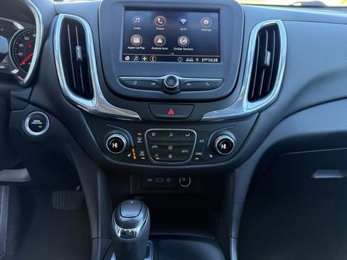 Used 2020 Chevrolet Equinox LT image 22