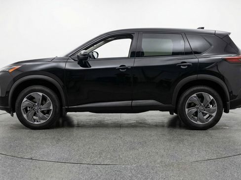 Used 2025 Nissan Rogue SV FWD image 5