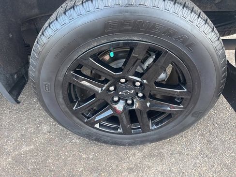 Used 2023 Chevrolet Silverado 1500 RST w/ Rally Edition image 11