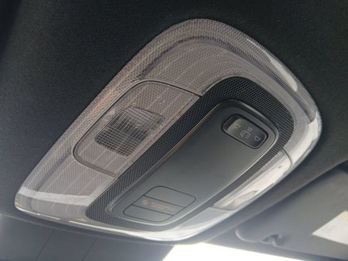 Used 2025 Hyundai Elantra Sport FWD image 22