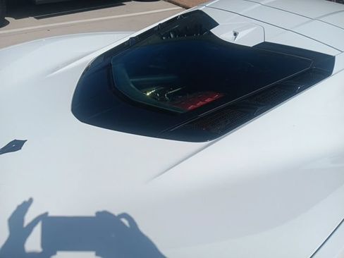 Used 2022 Chevrolet Corvette Stingray Preferred Cpe w/ Z51 Performance Package RWD image 8