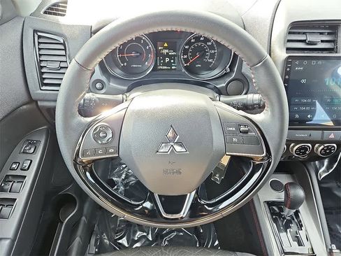 Used 2021 Mitsubishi Outlander Sport LE image 18