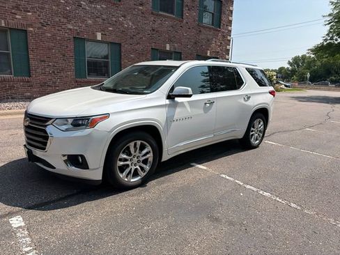 Used 2018 Chevrolet Traverse High Country w/ LPO, Floor Liner Package AWD/4WD image 2