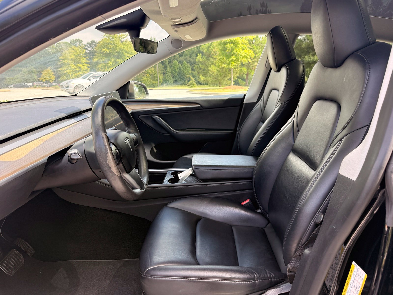 Used 2023 Tesla Model Y Long Range AWD/4WD image 32