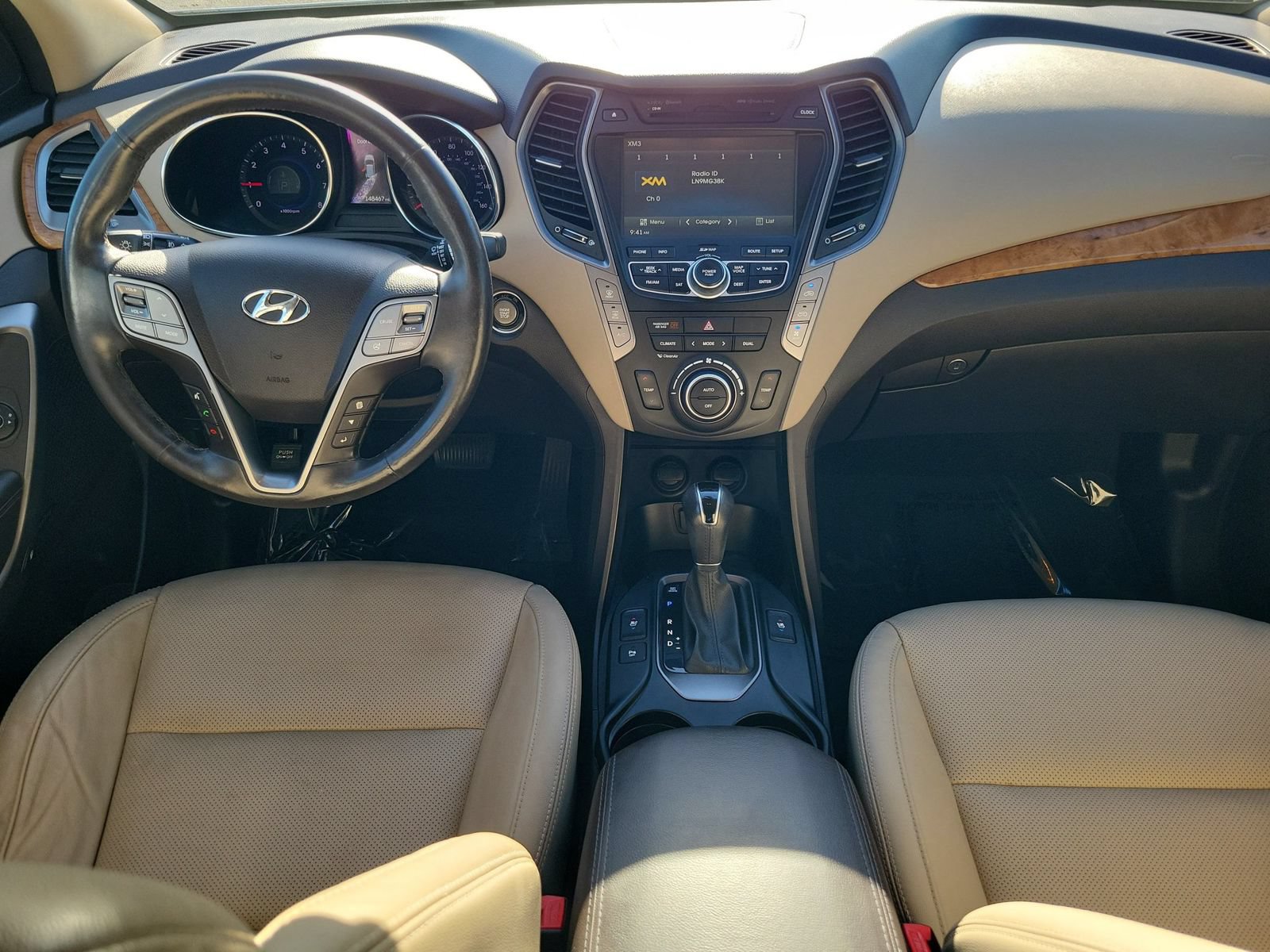 Used 2016 Hyundai Santa Fe Limited w/ Option Group 04 AWD/4WD image 15