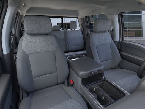 New 2025 Ford F250 XLT w/ Black Appearance Package image 10