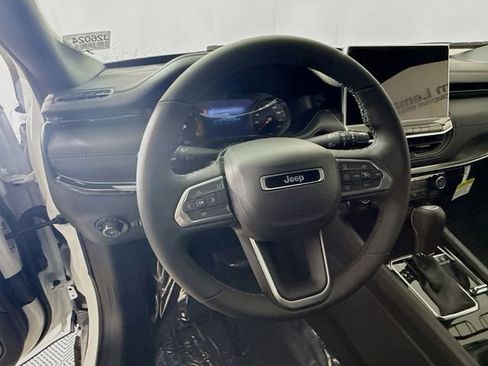 New 2026 Jeep Compass Limited image 11