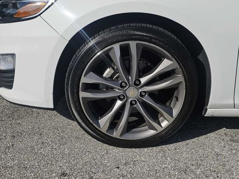 Used 2023 Chevrolet Malibu LT FWD image 12