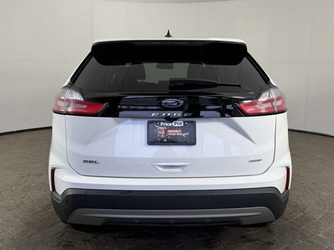 Used 2024 Ford Edge SEL w/ Convenience Package AWD/4WD image 6