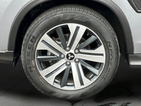 Used 2024 Mitsubishi Outlander Sport ES AWD/4WD image 11