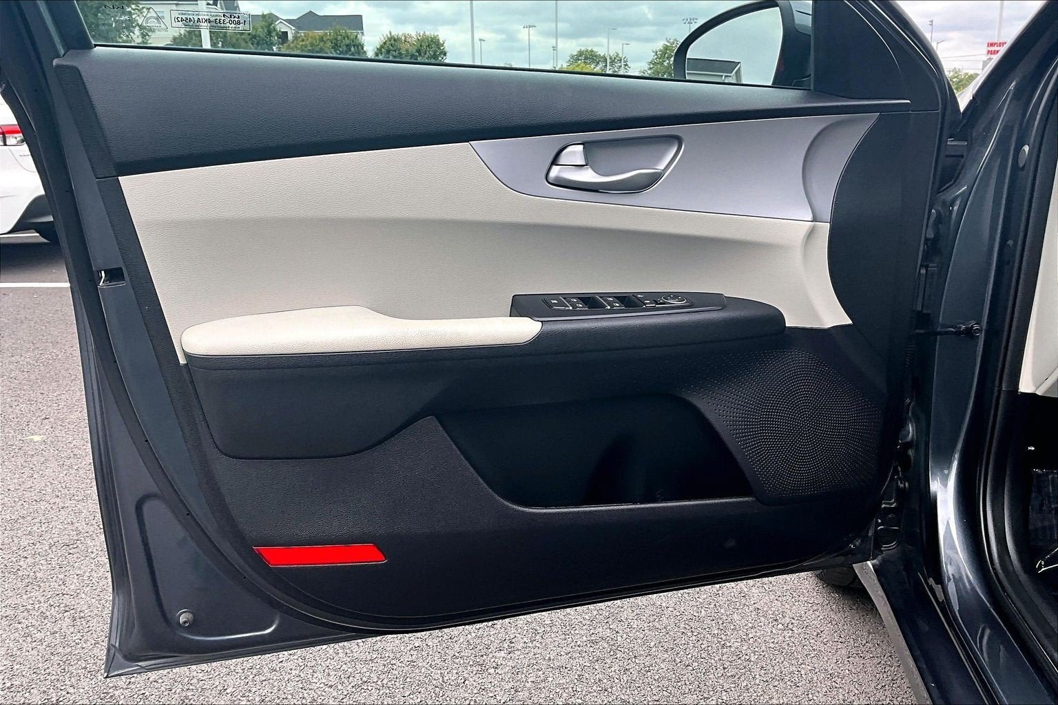 Used 2023 Kia Forte LXS FWD image 20