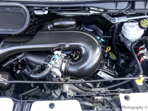 Used 2016 Ford Transit 150 XL image 29