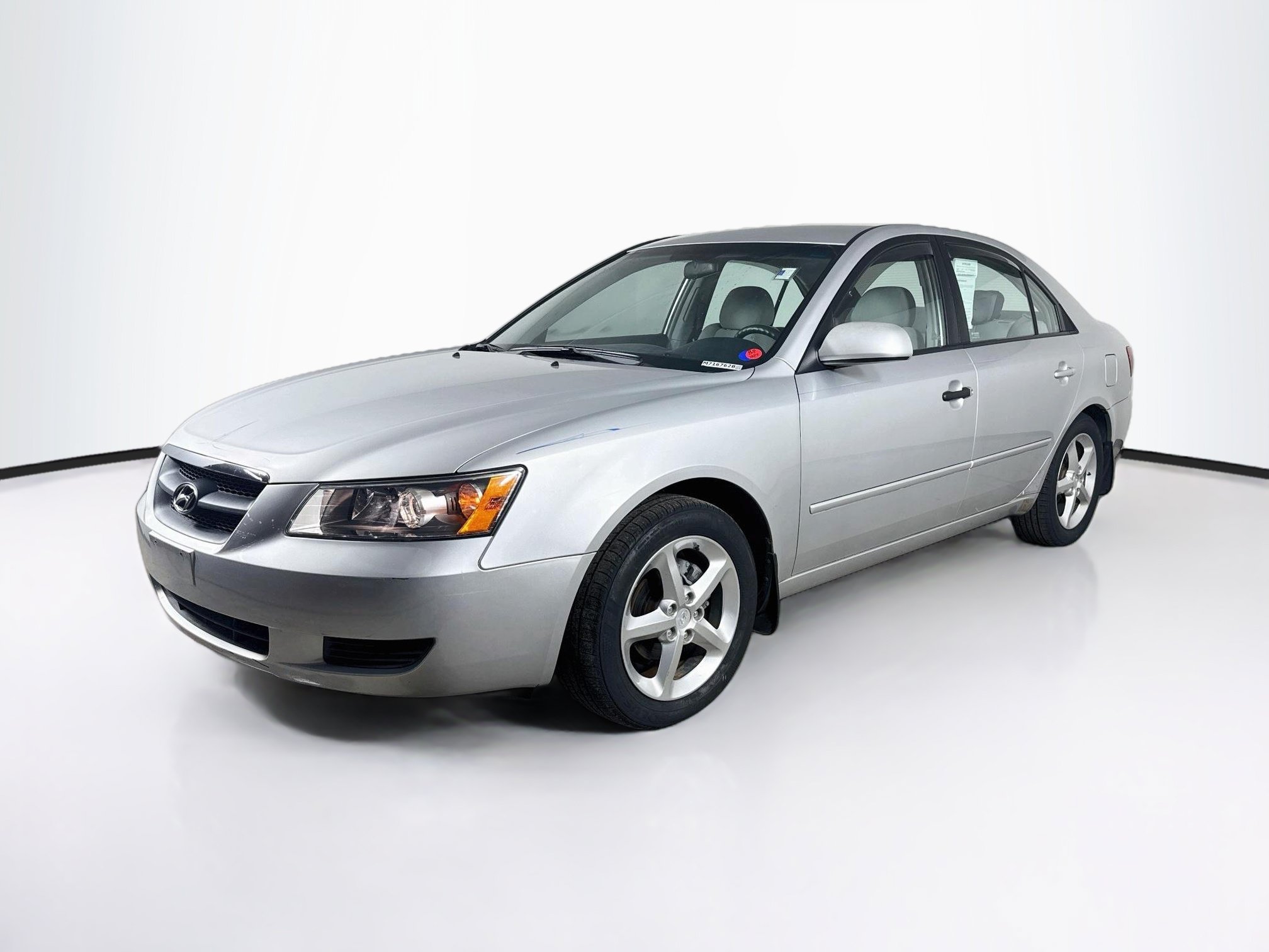 Used 2008 Hyundai Sonata GLS FWD image 4